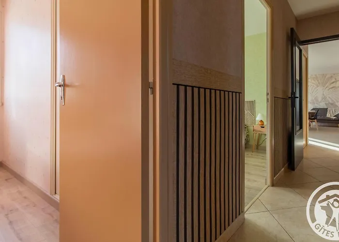 Confortable Au Coeur Du Vignoble Avec Wifi Et Parking, Proche Du Puy Du Fou - Fr-1-622-94 Feriehus *